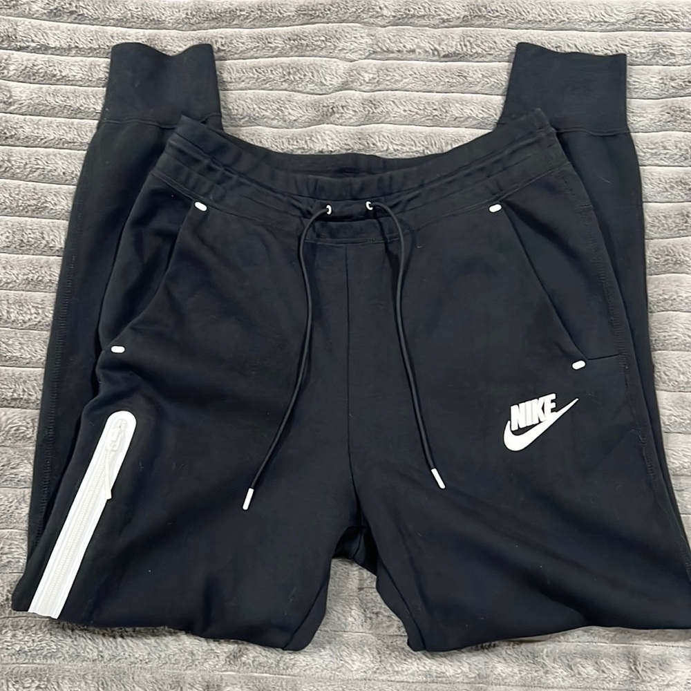 Nike Sweatpants